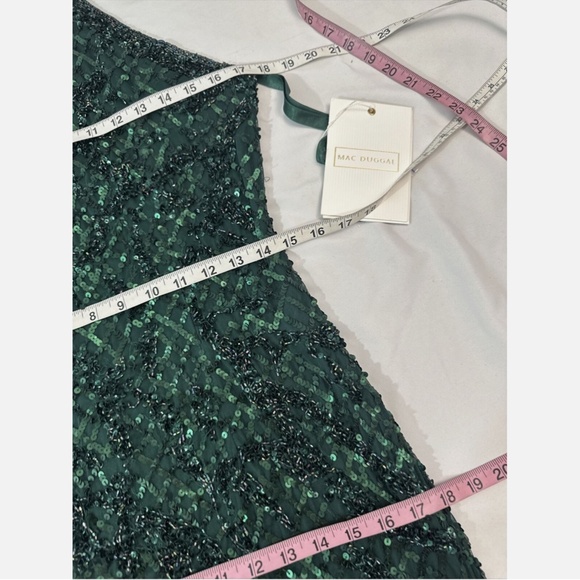 NWT $398 MAC DUGGAL [ 8 ]‎ Sequined Halter Midi Dress in Bottle Green - Picture 4 of 14